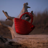 'Nanci' パームヤシ使用 ポンポン付き バッグ (赤) - ペルー人アーティストハンドメイド