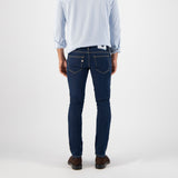 'Slim Lassen' サスティナブル素材使用 スリムフィットジーンズ(ストロングブルー)