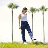 フェアトレード ユニセックス ローカットスニーカー (ホワイト)