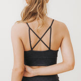 'Lena' フェアトレード タイトフィット 速乾性生地 スポーツブラ