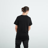 フェアトレード 余剰生地使用 ロングボディクルーネックラインTシャツ (黒) - 'Dorsu'