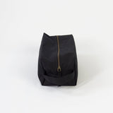 GOTSオーガニックコットン ハンドメイド YKK製ジッパー付き トイレタリーバッグ - 'Terra Thread'