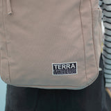 オーガニックコットン100% 環境負荷低減生産 ハンドメイド バックパック (ベージュ) - 'Terra Thread'
